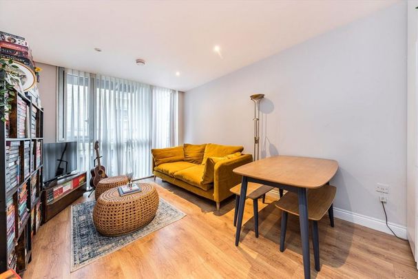 1 bedroom flat to rent - Photo 1