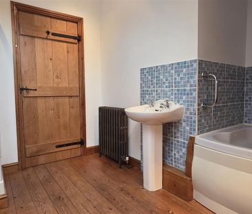 Upper Wrigglesbrook Barn, Wrigglebrook, Kingsthorne - Photo 5