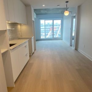 1 CH - 1 SDB - Montreal - $1,710 /mo - Photo 3