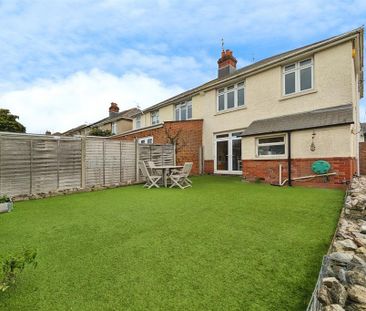 3 bedroom semi-detached house to rent - Photo 3
