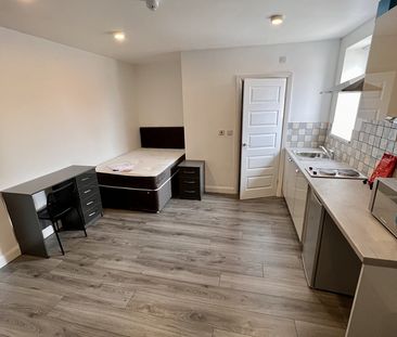 Studio Flat, St Stephens Road, B29 - Photo 5