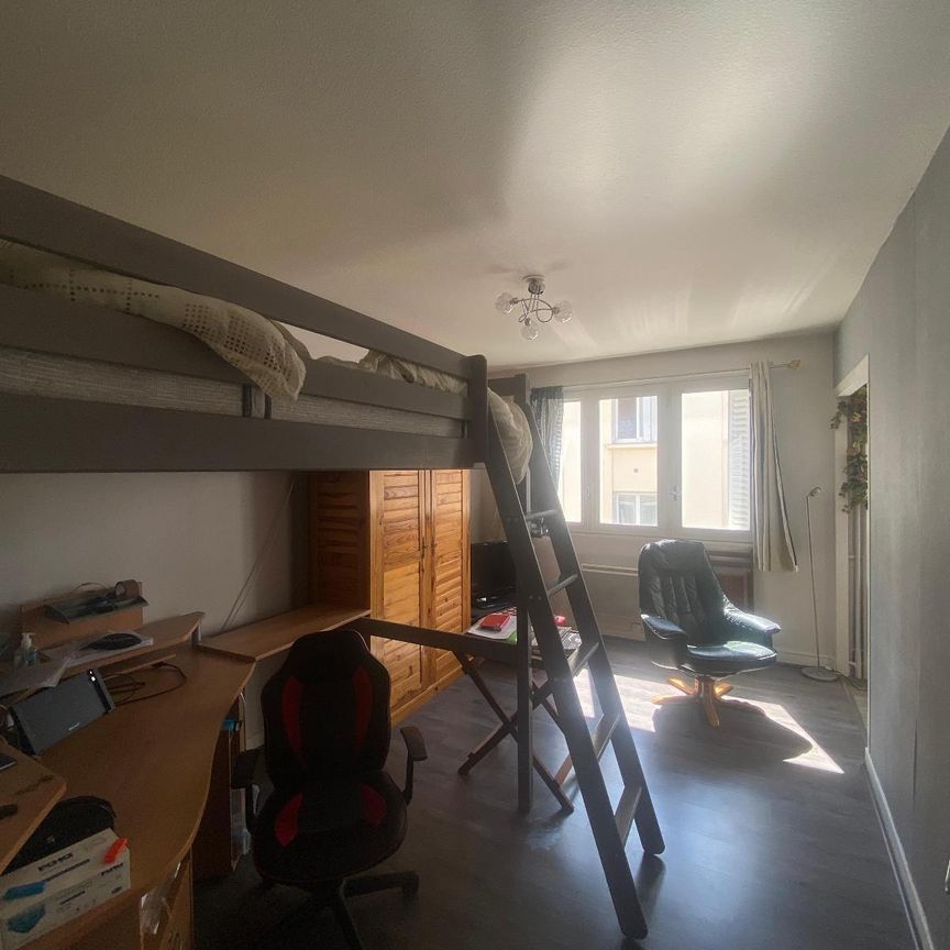 Location Appartement 1 pièce 27m² CLERMONT FERRAND 63000 - Photo 1