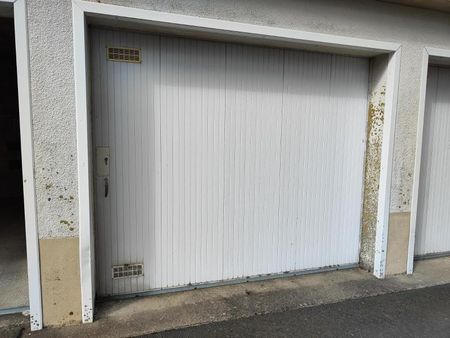 Location Appartement 4 pièces 81m² POITIERS 86000 - Photo 3