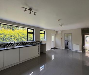 3 bedroom bungalow to rent - Photo 6