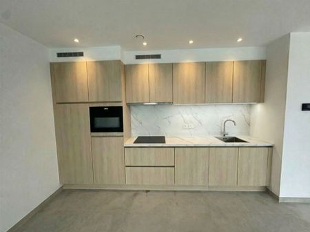Appartement met twee slaapkamers, parking en berging - Photo 3
