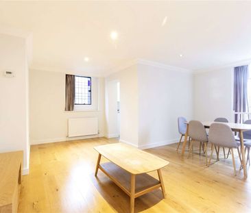 Charming two bedroom apartment set within a striking church convers... - Photo 3