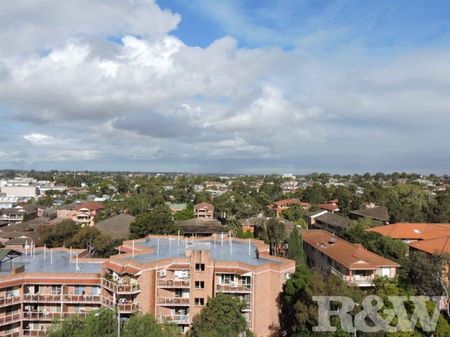 2 Bedroom unit in Great Location! - Photo 4