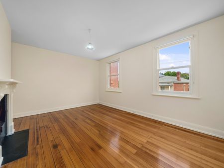 12 Trumpeter Street Battery Point TAS 7004 Australia - Photo 5