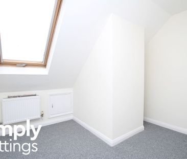 2 Bed property for rent - Photo 4
