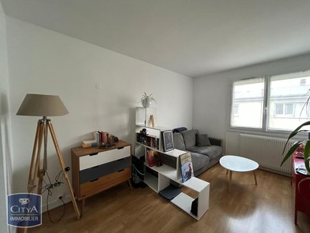 Location Appartement 2 pièces 42m² MONTREUIL 93100 - Photo 2