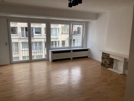 Gezellig appartement in Oostende met zijdelings zeezicht - Photo 5