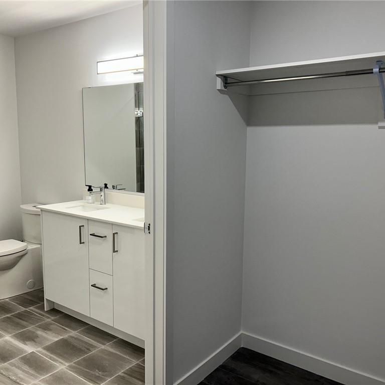For Lease - 7549B KALAR Road Unit# 213, Niagara Falls, Ontario - Photo 1
