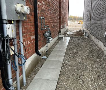 For Lease - 3 Ranch Terrace Unit# 2, Barrie, Ontario - Photo 6