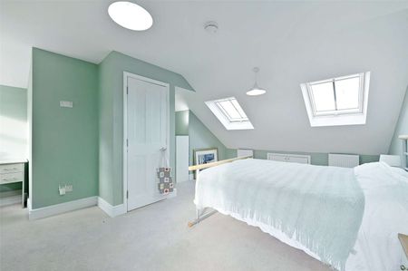 Stylish four bedroom home with modern living across three spacious floors in sought after St. Marks Road. - Photo 3