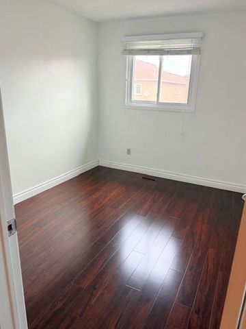 For Lease - 770 Ashprior Avenue, Mississauga, Ontario - Photo 2