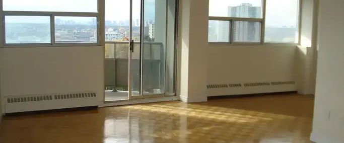 135 Fenelon Drive Toronto | 135 Fenelon Drive, Toronto - Photo 1