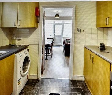 5 bedroom property to rent - Photo 6