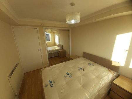 2 bedroom apartment to rent - Photo 3