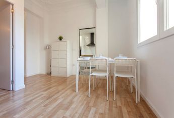 Room with double bed in Actor Llorens Street