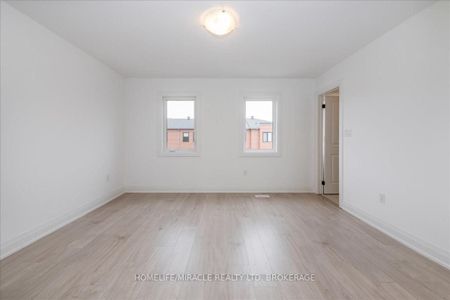 For Lease - 4 Haven Lane, Barrie, Ontario - Photo 4