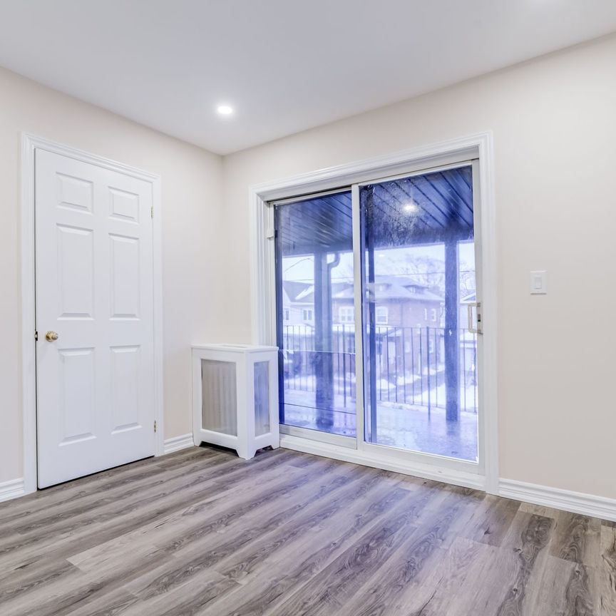 For Lease - 384 Oakwood Avenue Unit# 2nd, Toronto, Ontario - Photo 1
