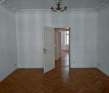 ++Wunderschöne Altbauwohnung mit Balkon und Einbauküche im 2. OG++K... - Foto 1