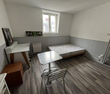 Location Appartement 1 pièce Meublé 18m² ANGERS 49000 - Photo 2