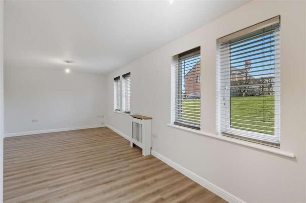 Blue Cedar Drive, Streetly, Sutton Coldfield, B74 - Photo 1