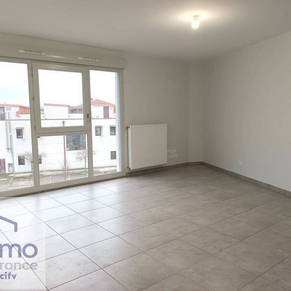 Appartement 1 pièce - 38080 L' Isle-d'Abeau - Photo 1