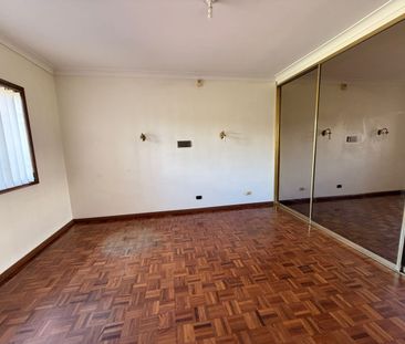 105 Delamere Street, Canley Vale, NSW 2166 - Photo 5