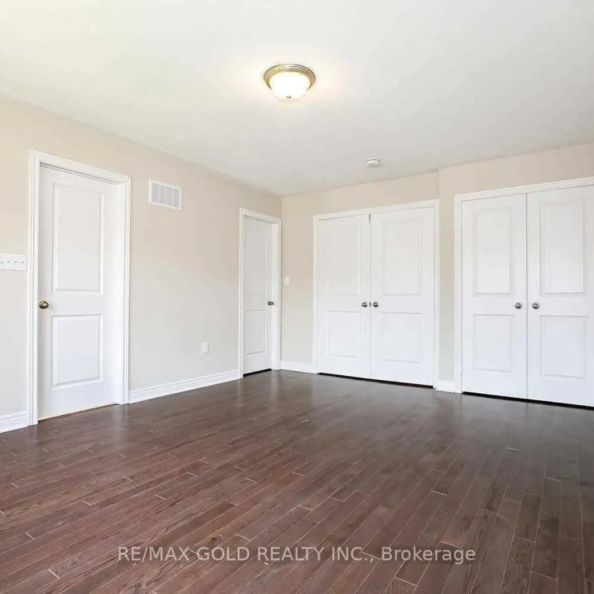 53 FINEGAN CIRCLE - Photo 1