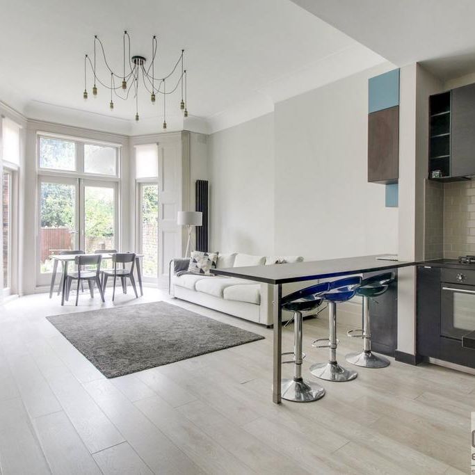 1 bedroom flat to rent - Photo 1