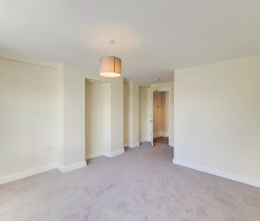 4 bedroom terraced house to rent - Photo 6