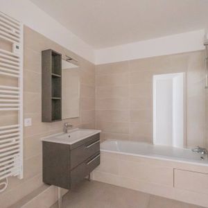 Rental Apartment Clichy Centre ville - Photo 2