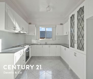 Charming 2-Bedroom Family Home - Photo 1