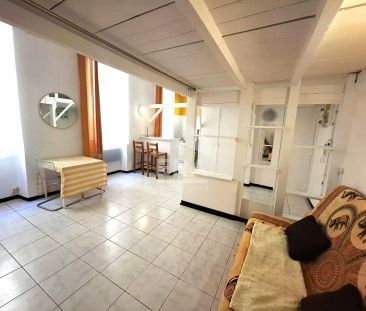 Appartement Marseille 1 pièce(s) 32 m2 - Photo 1