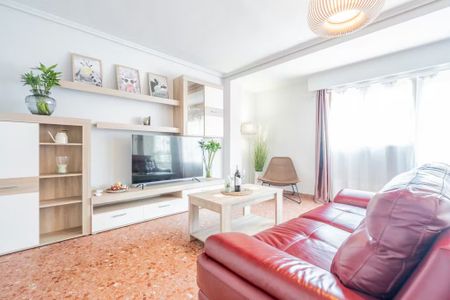 Avenida del Puerto, Valencia, Valencian Community 46023 - Photo 3