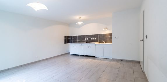 Location Appartement 2 pièces 48m² - Photo 2