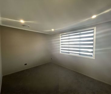 Huge Modern Luxury - Photo 4