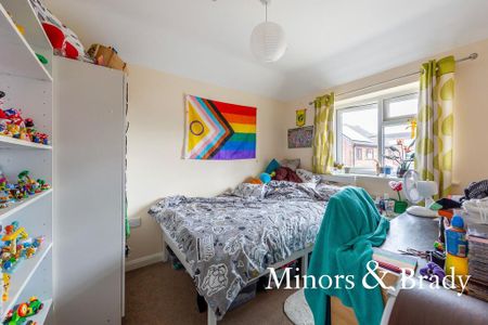 5 bedroom detached house to rent - Photo 2