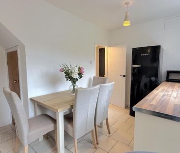 194 Joanmount Gardens, Belfast, BT14 6PA - Photo 3