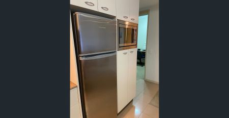 MANTRA ON MARY - 1 BEDROOM PLUS STUDY APARTMENT - $660 PER WEEK - Photo 4