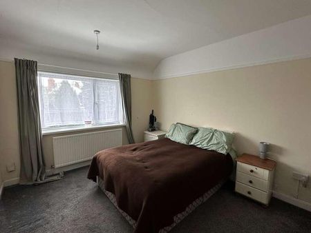 Waveney Road, Manchester, M22 - Photo 3