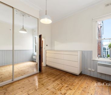 Charming Three Bedroom Home in the Heart of Armadale - Photo 3