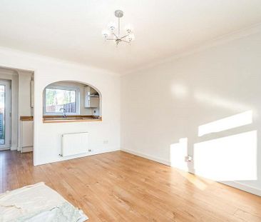 2 bedroom terraced house to rent - Photo 2