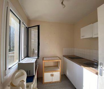 A LOUER ANGERS DOUTRE - Appartement type 1bis MEUBLE ... - Photo 5