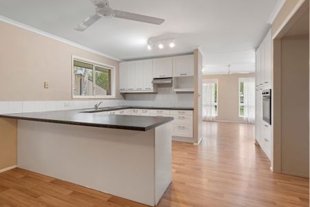 5 Oatberry Crescent,SHAILER PARK - Photo 4