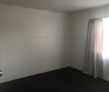 **Great 2-Bedroom Apartment for Rent in Claudelands, Hamilton – $38... - Photo 2