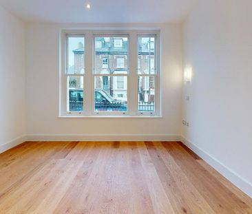 2 bedroom maisonette to rent - Photo 2