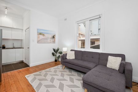 9/19-21 Pittwater Road, - Photo 3